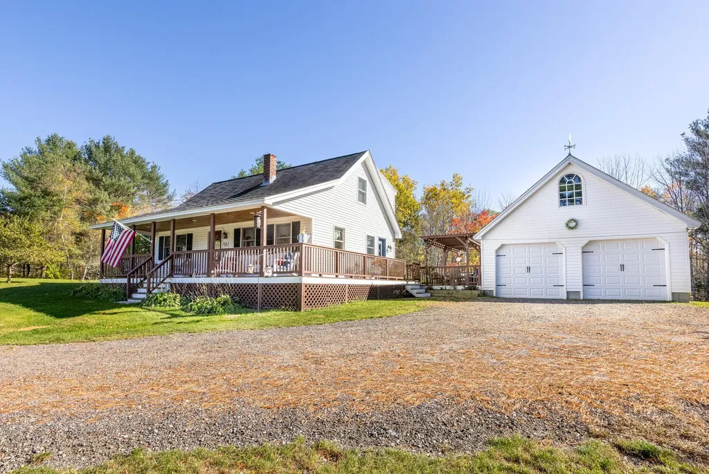 381 Hallowell Road Pownal ME 04069