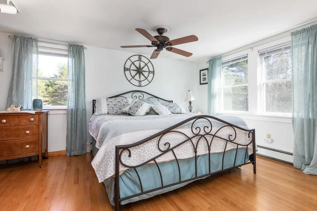 381 Hallowell Road Pownal ME 04069