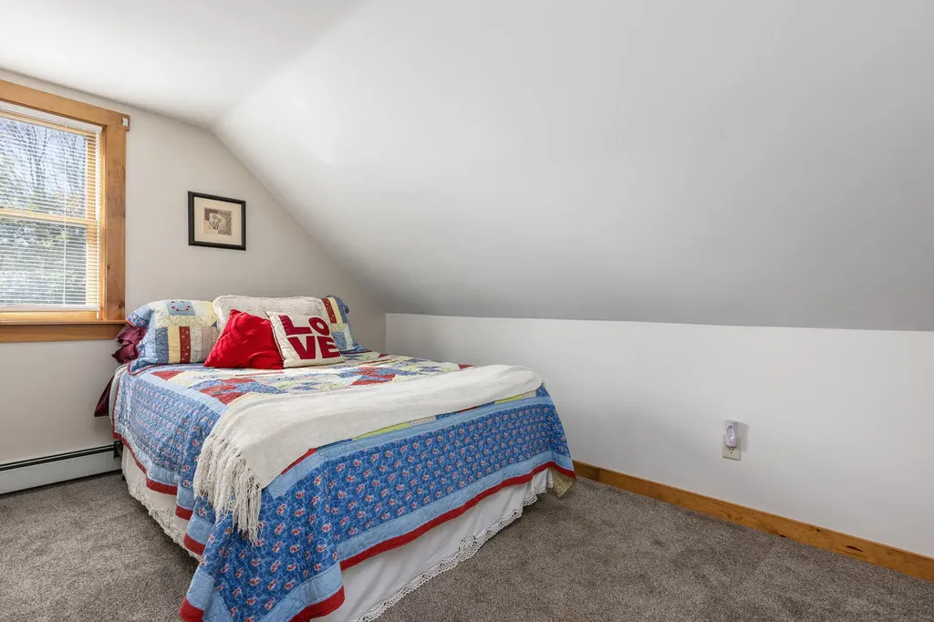 381 Hallowell Road Pownal ME 04069