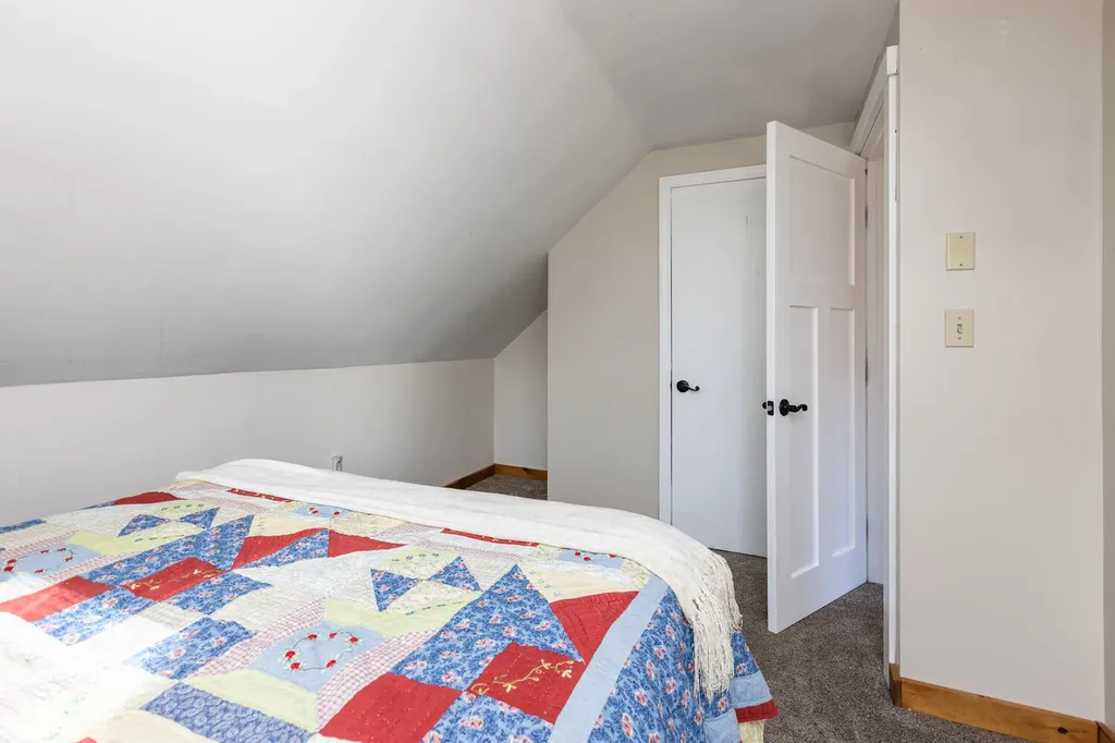 381 Hallowell Road Pownal ME 04069