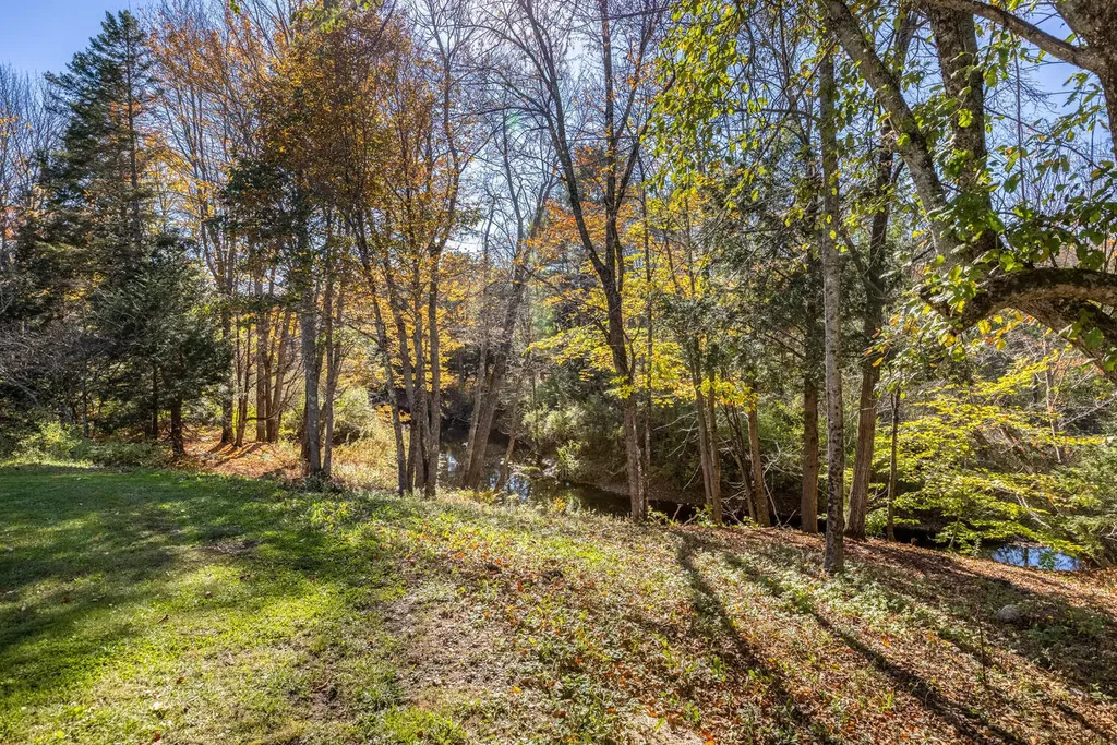 381 Hallowell Road Pownal ME 04069