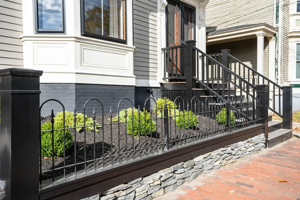 273 Spring Street Portland ME 04102