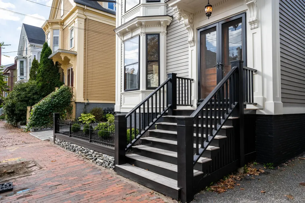 273 Spring Street Portland ME 04102