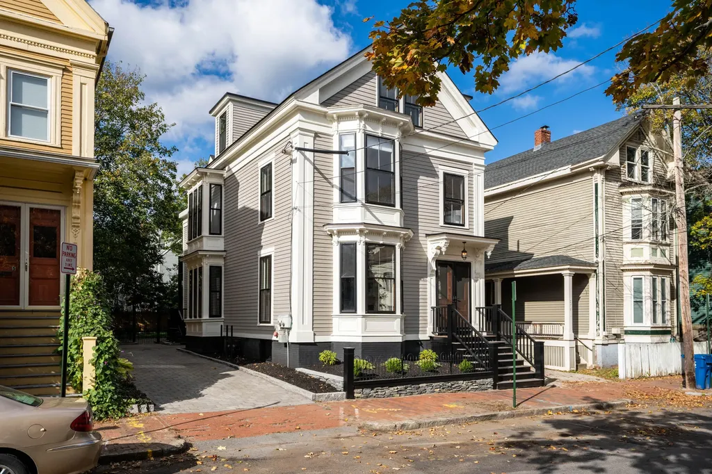 273 Spring Street Portland ME 04102