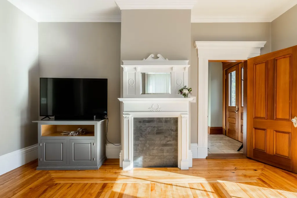 273 Spring Street Portland ME 04102