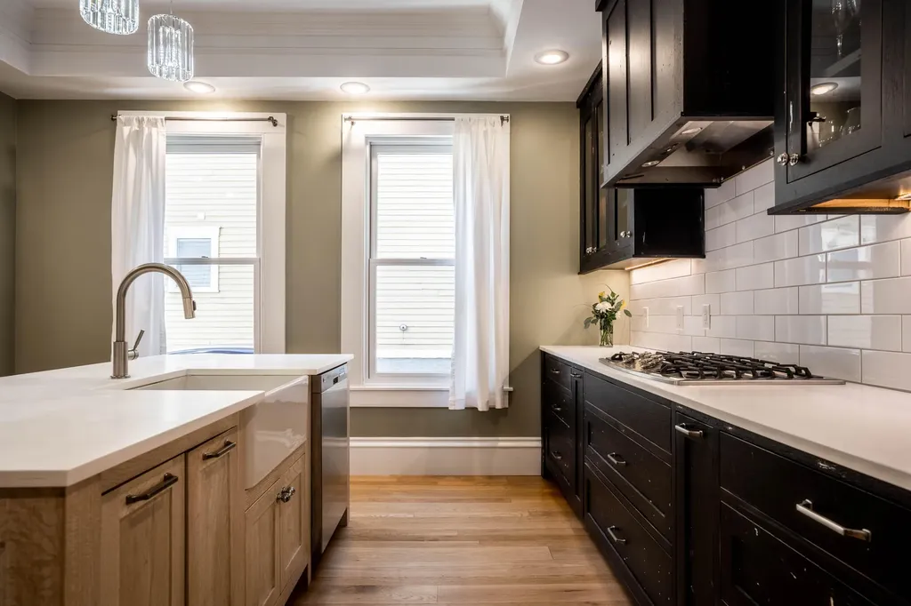 273 Spring Street Portland ME 04102