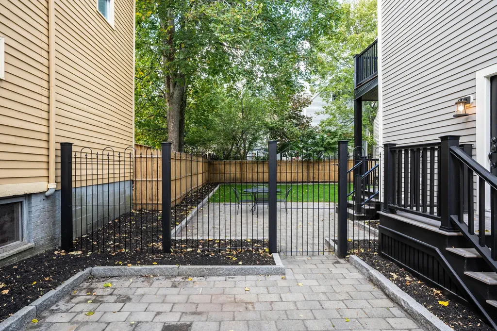 273 Spring Street Portland ME 04102