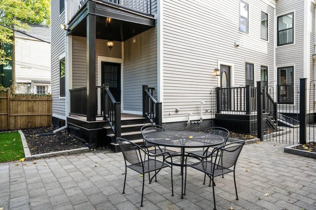 273 Spring Street Portland ME 04102
