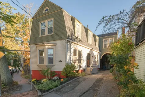 34 Dow Street Portland ME 04102