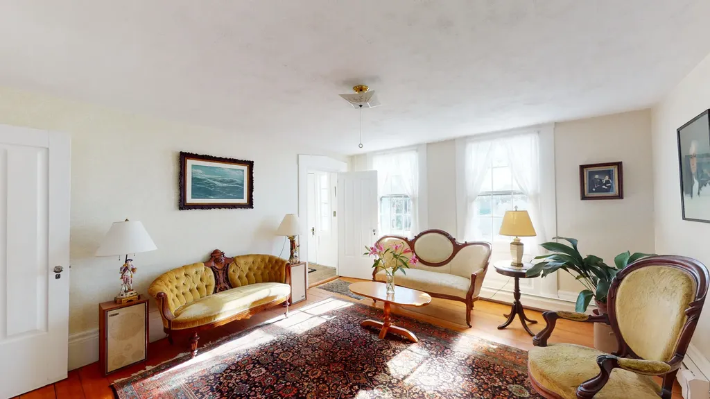 55 Main Street Thomaston ME 04861