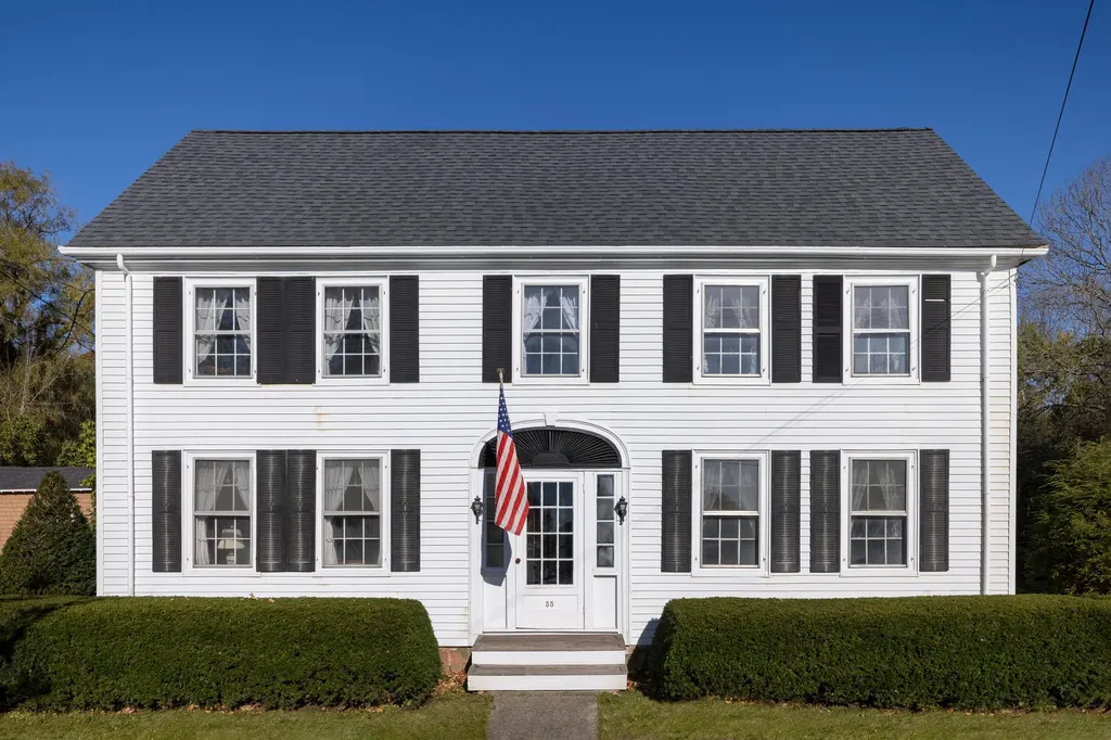 55 Main Street Thomaston ME 04861