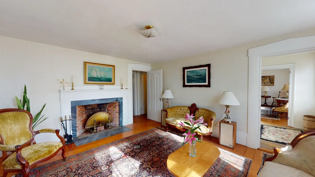 55 Main Street Thomaston ME 04861