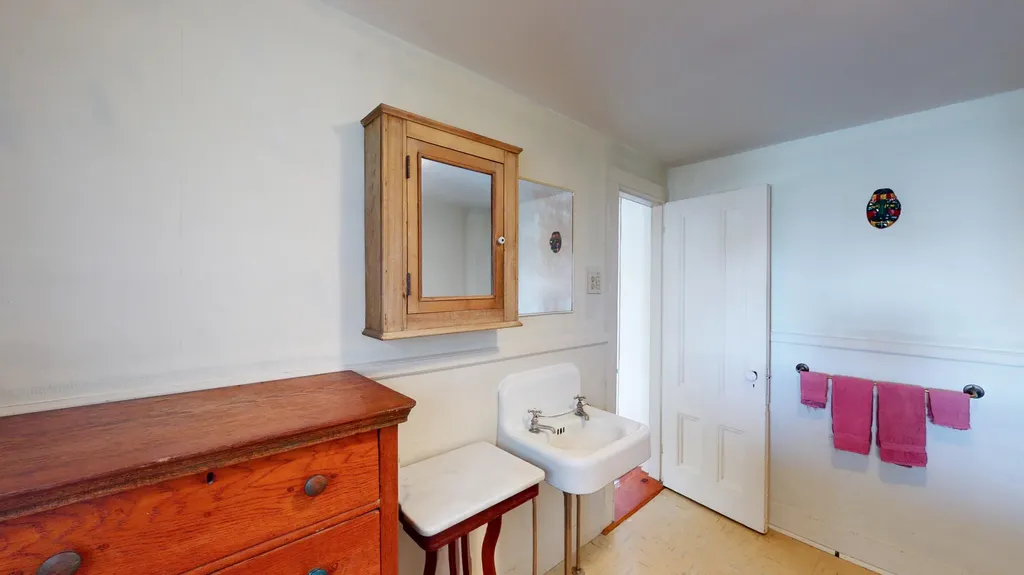 55 Main Street Thomaston ME 04861