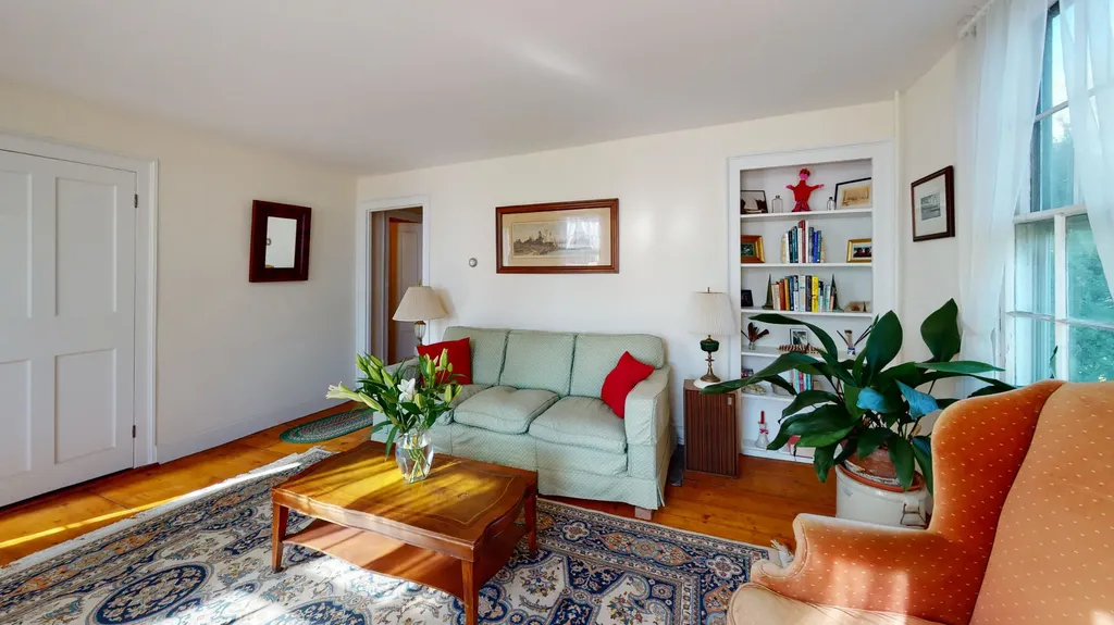 55 Main Street Thomaston ME 04861