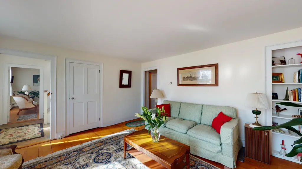 55 Main Street Thomaston ME 04861