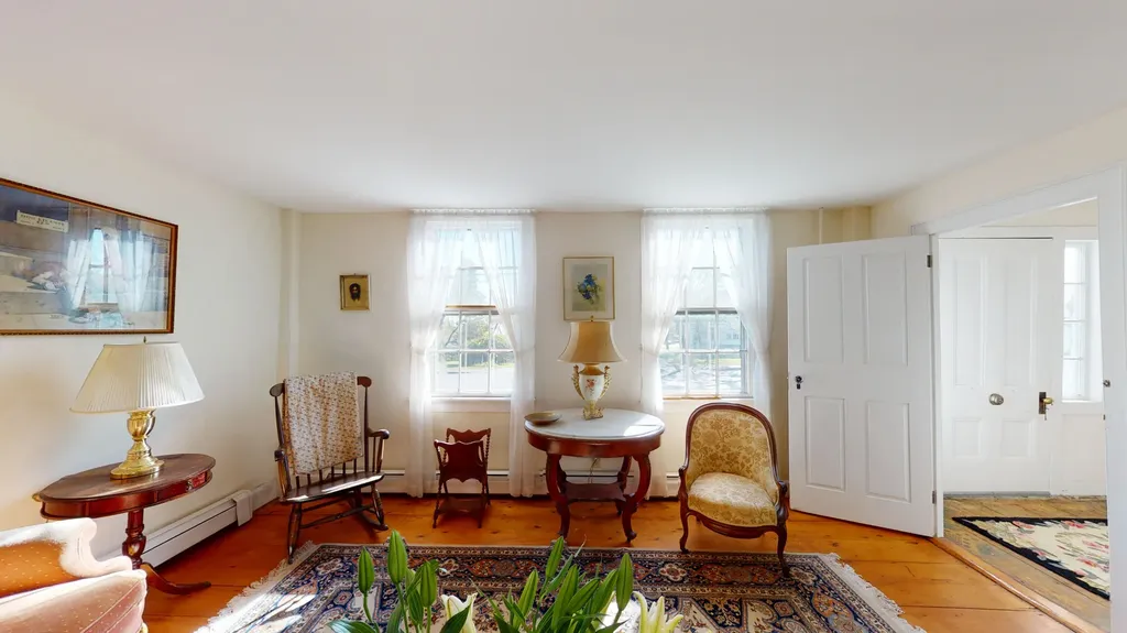 55 Main Street Thomaston ME 04861
