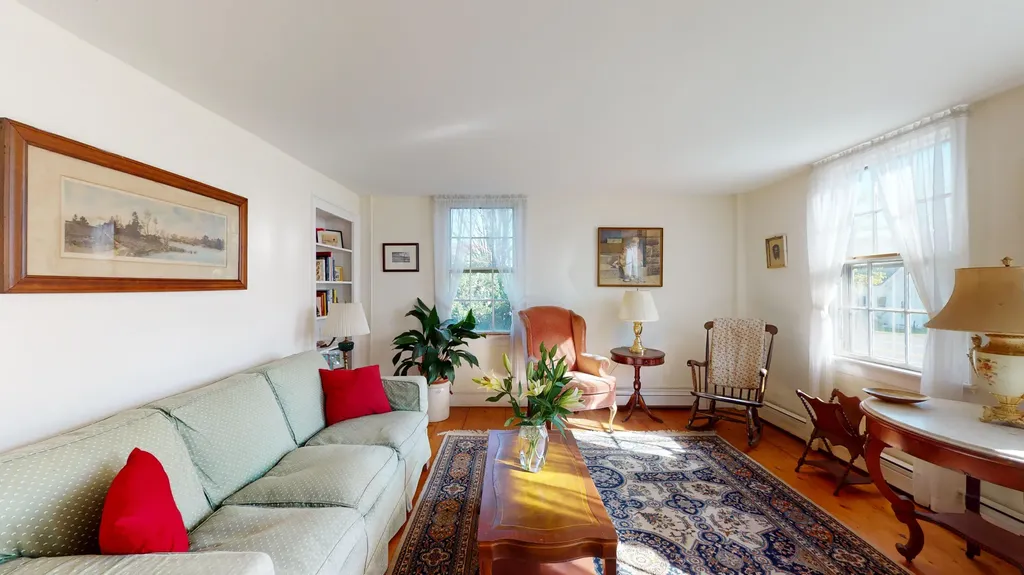 55 Main Street Thomaston ME 04861