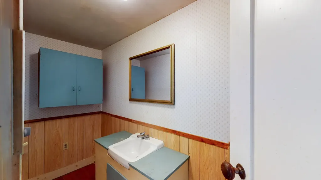 55 Main Street Thomaston ME 04861