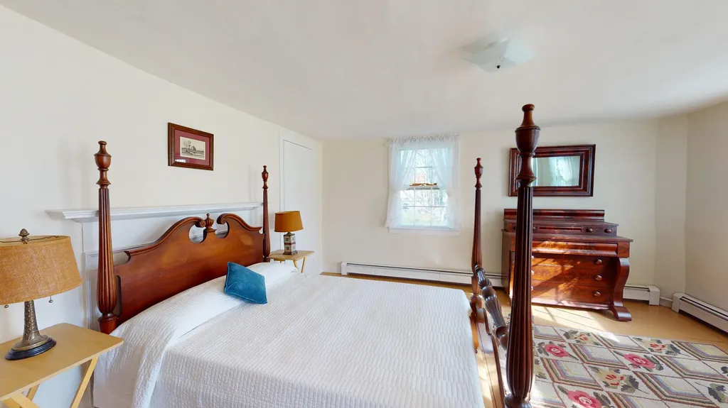 55 Main Street Thomaston ME 04861