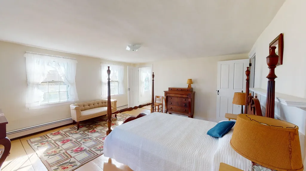 55 Main Street Thomaston ME 04861