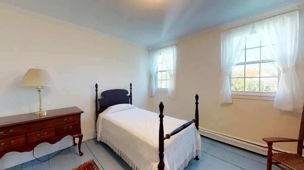 55 Main Street Thomaston ME 04861