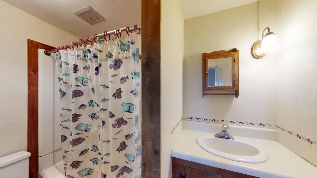 55 Main Street Thomaston ME 04861