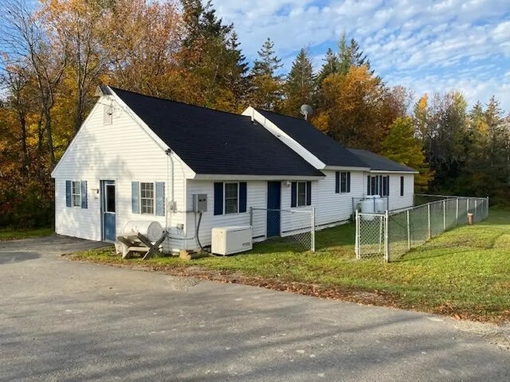 1344 Bangor Road Dover-foxcroft ME 04426