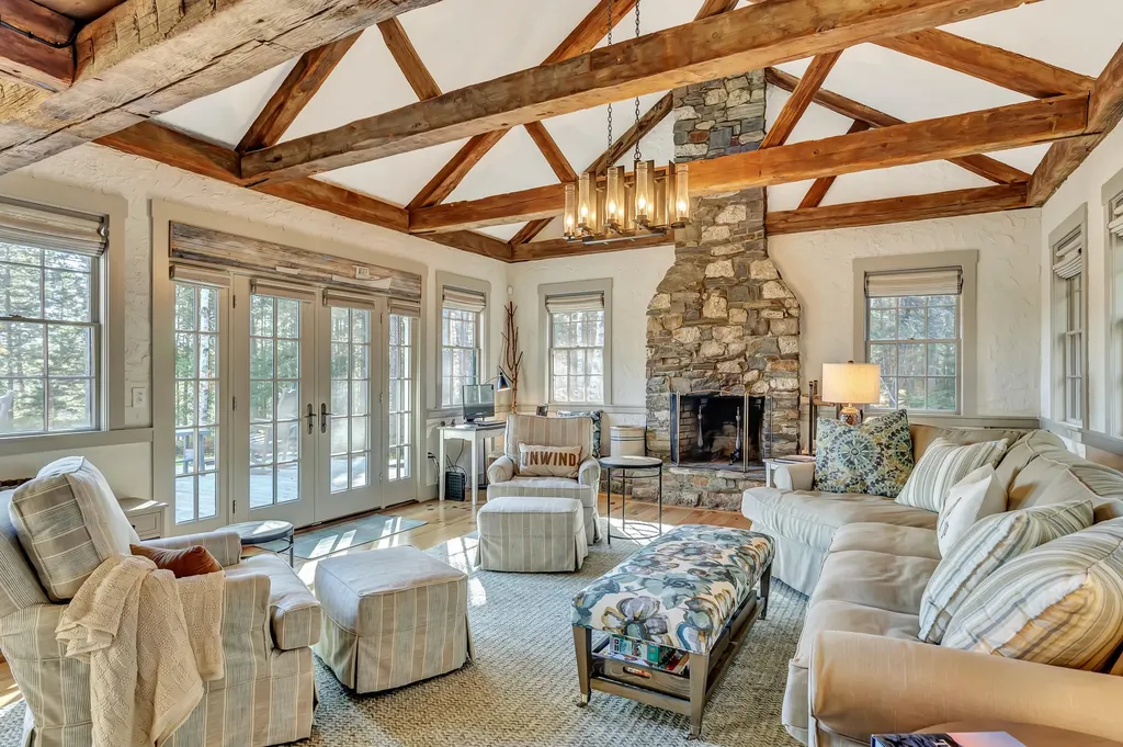 32 Castle Lane Westport Island ME 04578