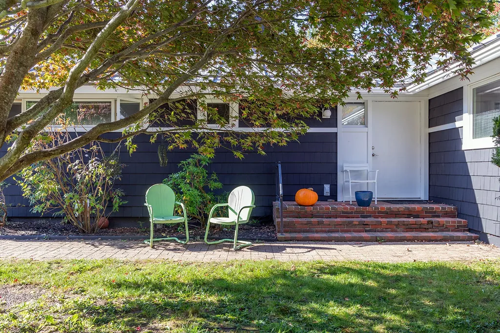 9 Samoset Road Rockland ME 04841