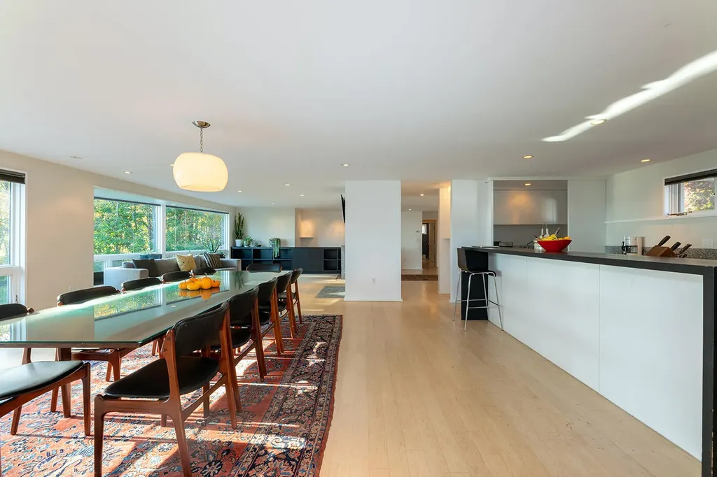 9 Samoset Road Rockland ME 04841
