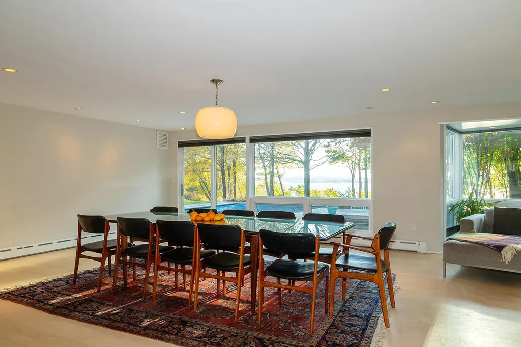 9 Samoset Road Rockland ME 04841