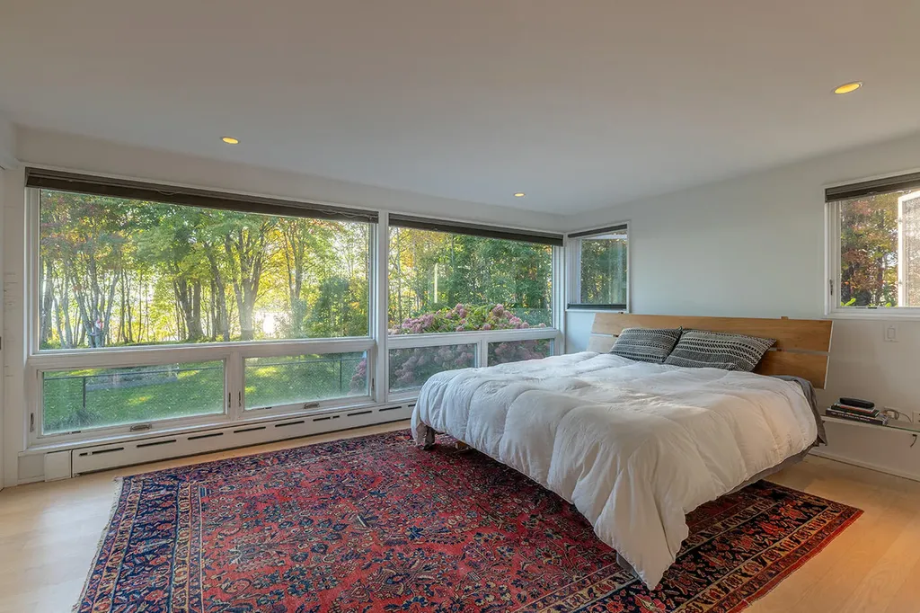 9 Samoset Road Rockland ME 04841