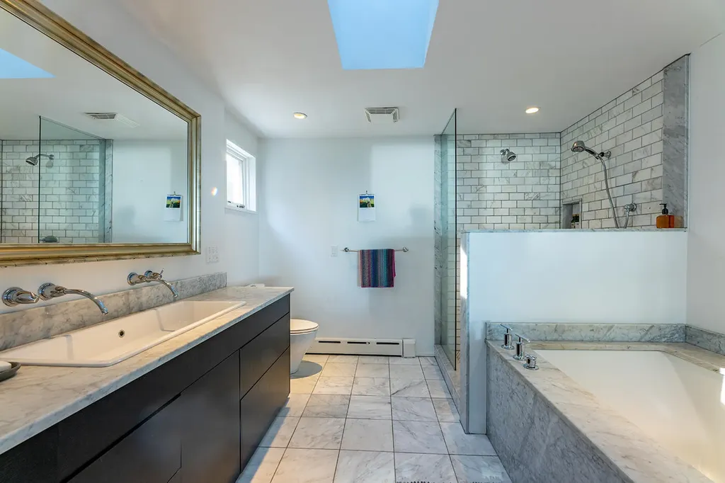 9 Samoset Road Rockland ME 04841