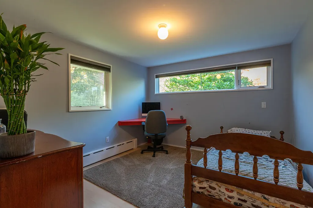 9 Samoset Road Rockland ME 04841