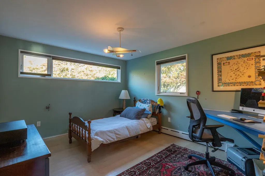 9 Samoset Road Rockland ME 04841