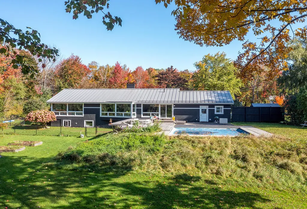 9 Samoset Road Rockland ME 04841