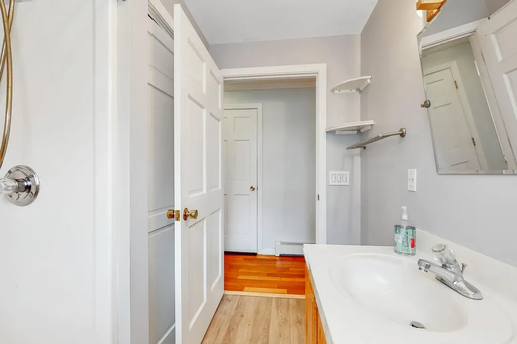 24 Evergreen Lane Durham ME 04222