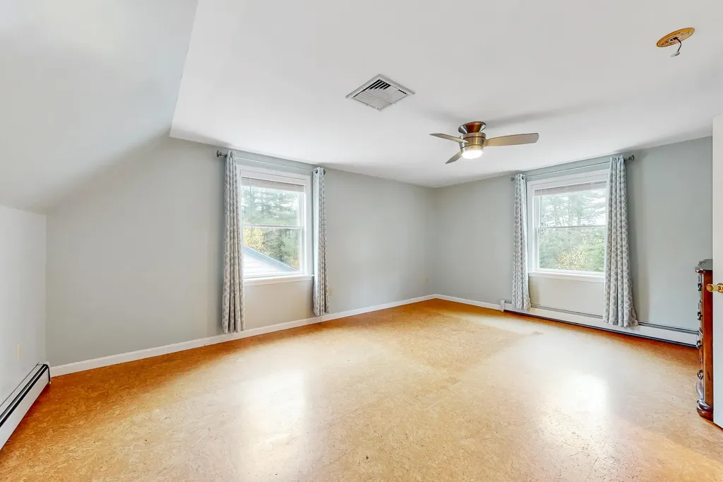 24 Evergreen Lane Durham ME 04222
