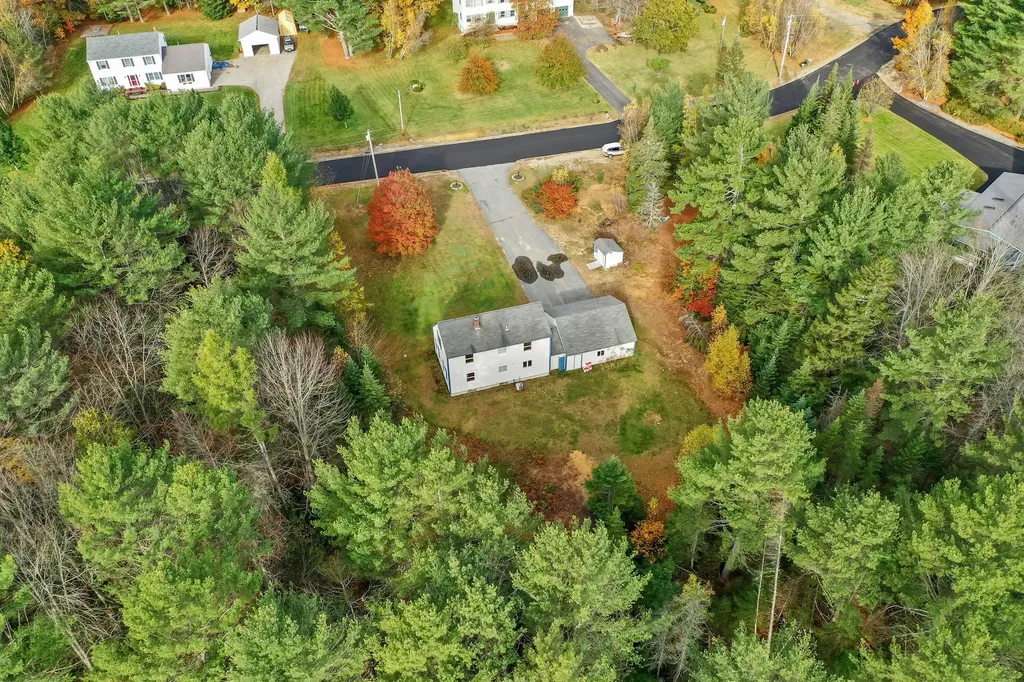 24 Evergreen Lane Durham ME 04222