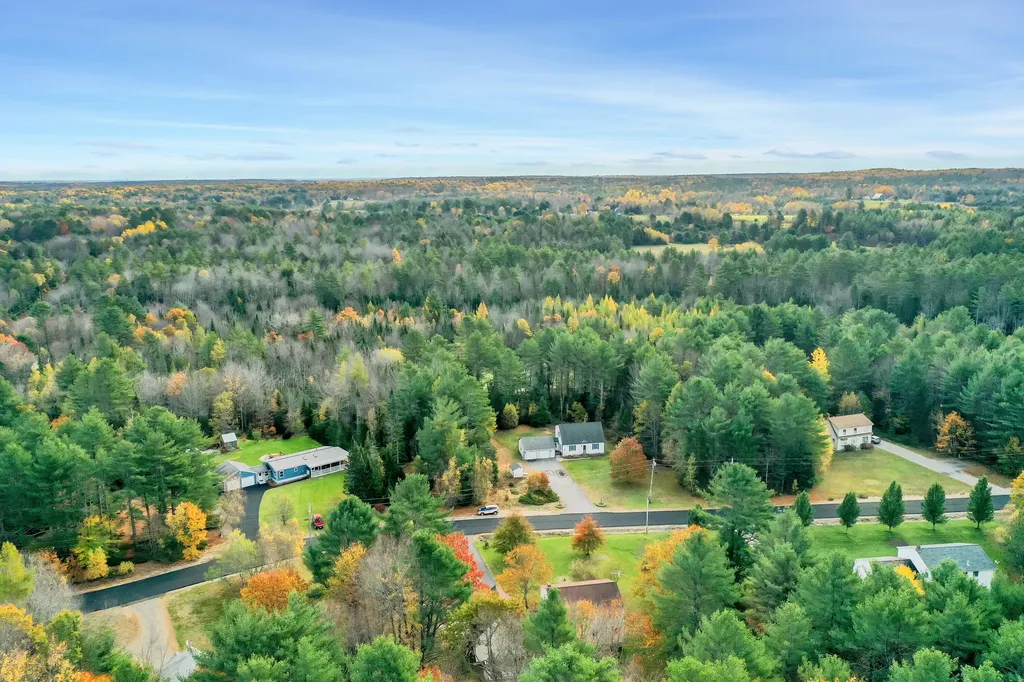 24 Evergreen Lane Durham ME 04222