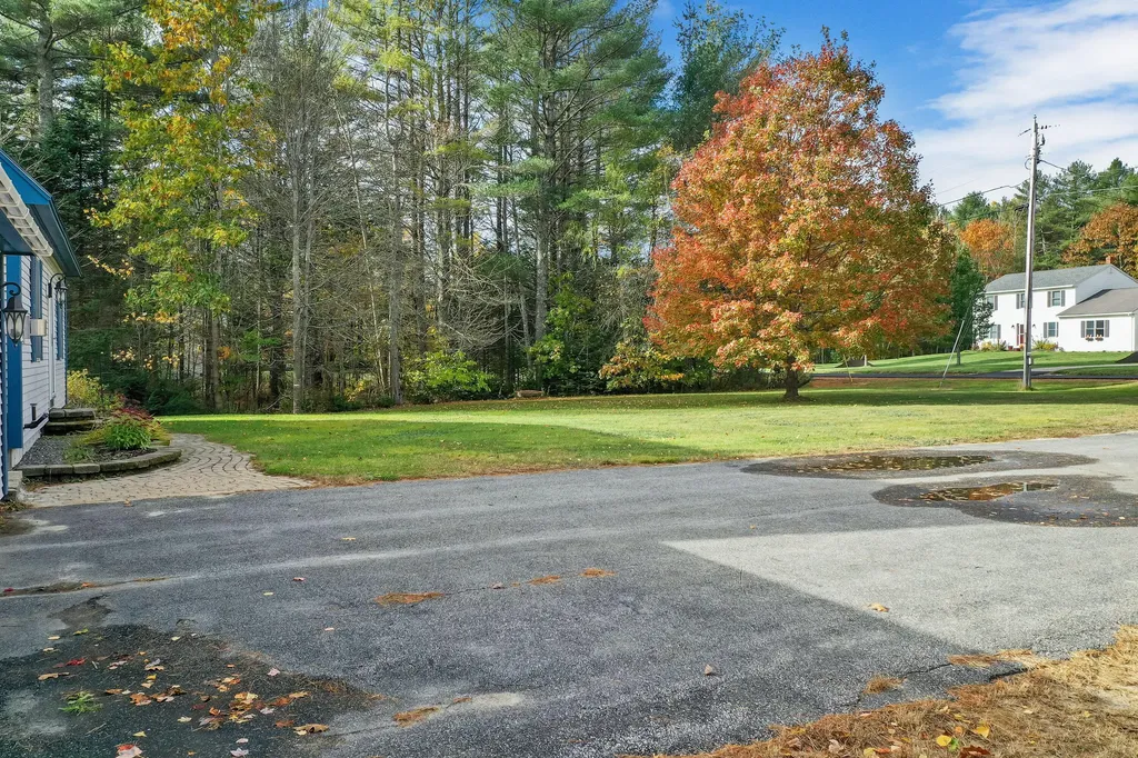 24 Evergreen Lane Durham ME 04222