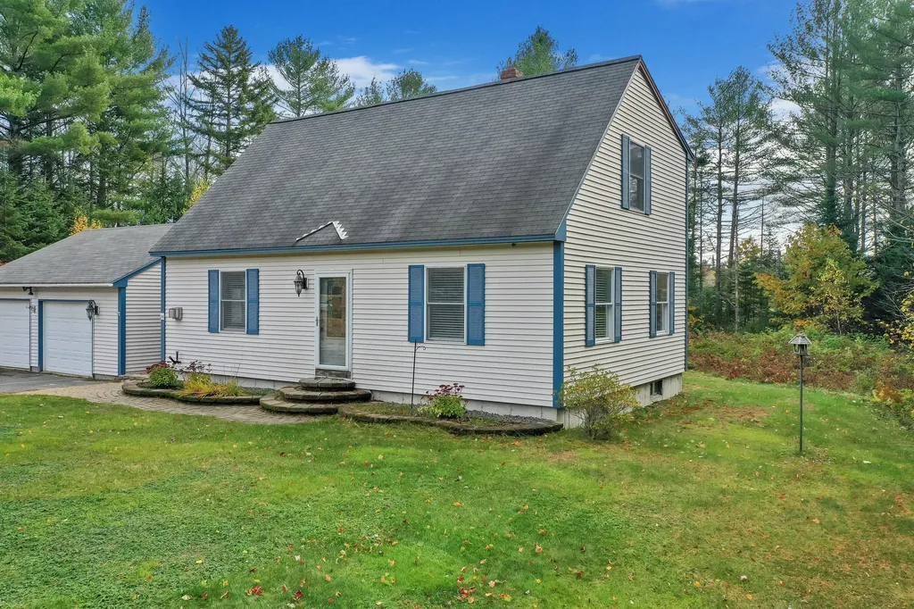 24 Evergreen Lane Durham ME 04222