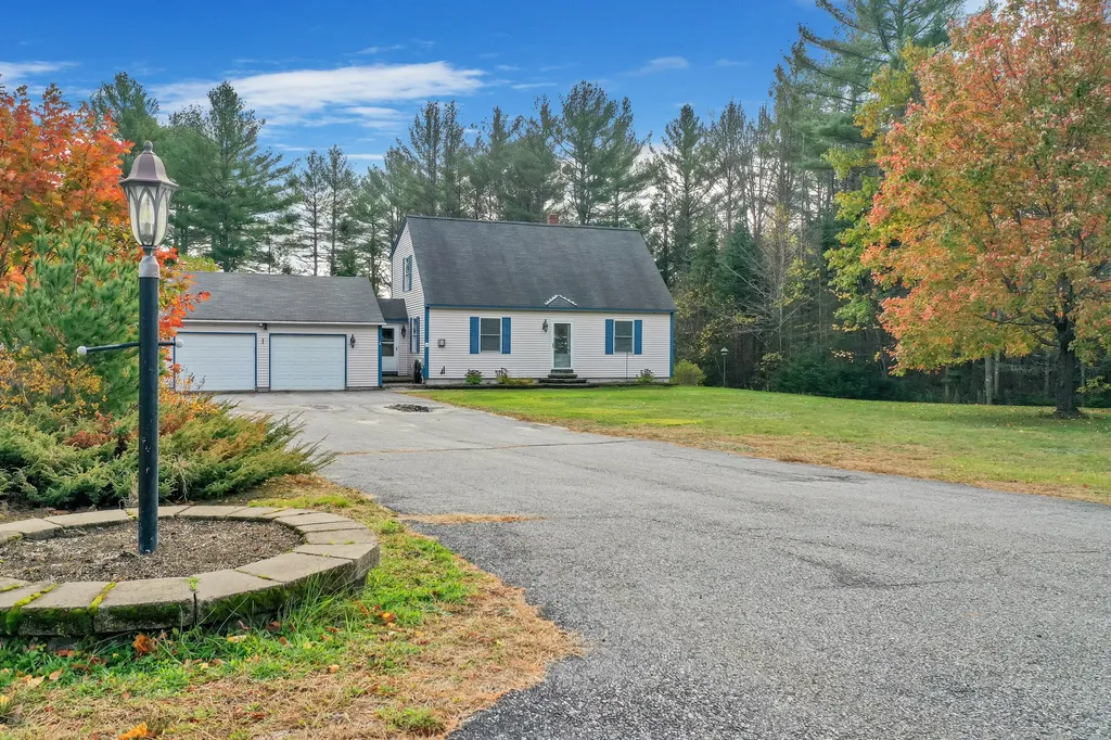 24 Evergreen Lane Durham ME 04222