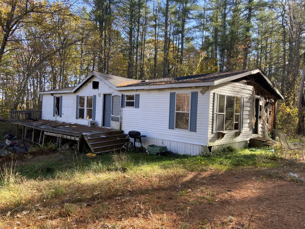475 Benner Road Bristol ME 04539