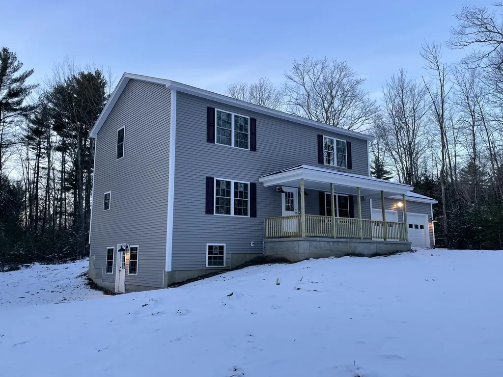 179 Wingood Road Windsor ME 04363