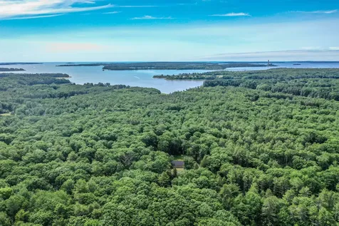 50 River Rock Lane Freeport ME 04032