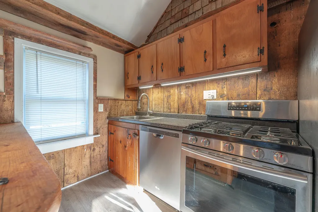8 Brickyard Hill Road Durham ME 04222