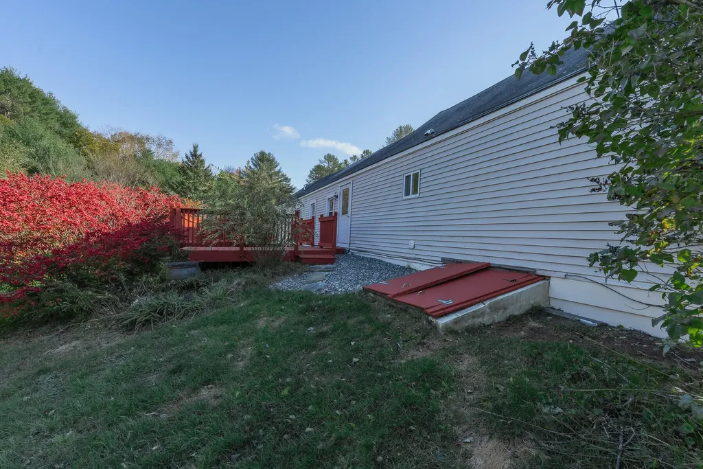 8 Brickyard Hill Road Durham ME 04222