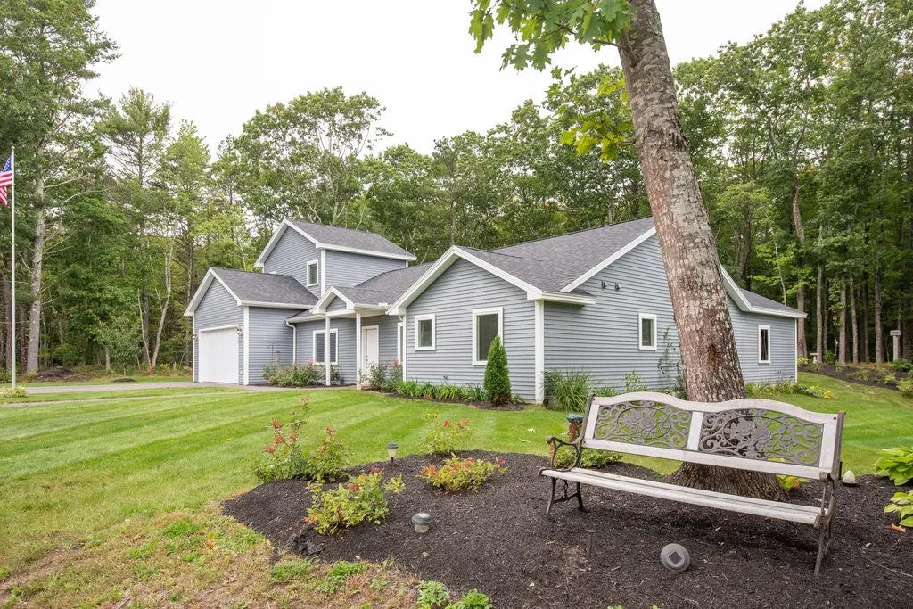 23 Kingsbury Lane Kennebunk ME 04043
