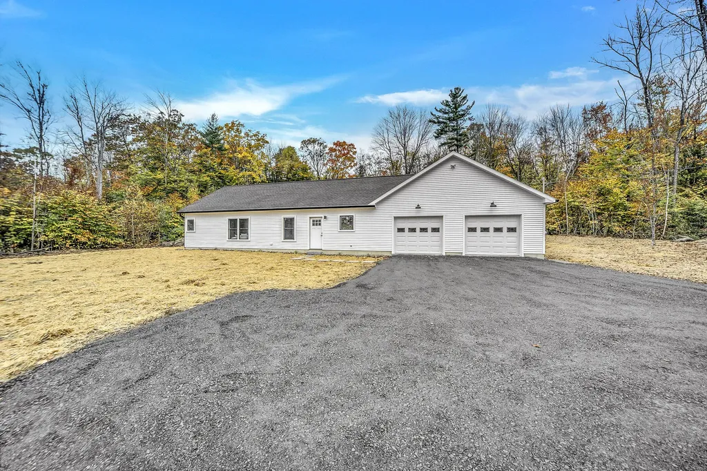 26 Brianna Drive Oakland ME 04963